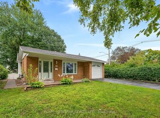 45 Barbara St, Quinte West, ON K8V 1Z6