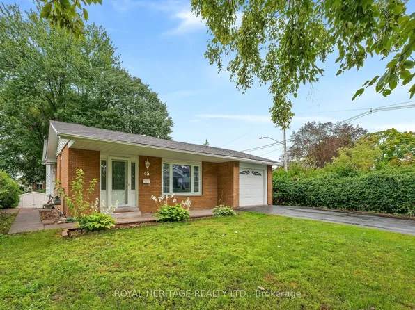 45 Barbara St, Quinte West, ON K8V 1Z6