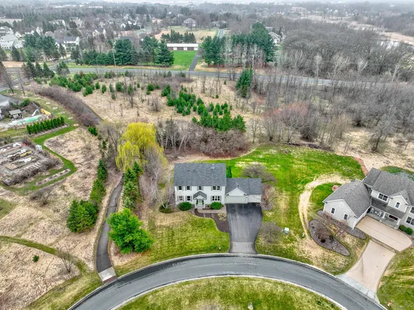 5264 Linden Trl N, Lake Elmo, MN 55042