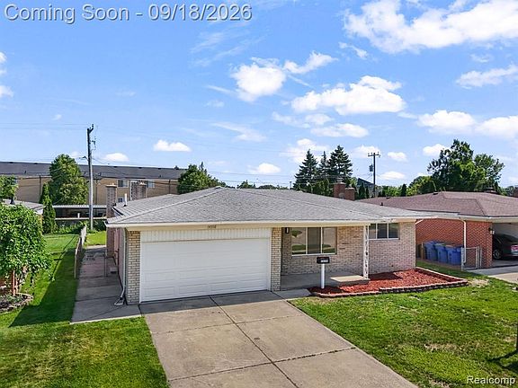 3rd image of 14358 Talbot Dr