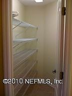 4th image of 1700 Hollow Glen Dr