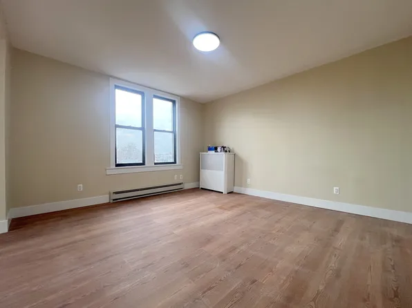 1800 Matthews Avenue image 4 of 16