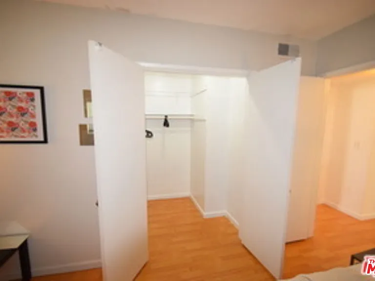 1940 Carmen Ave #PENTHOUSE — Photo 16