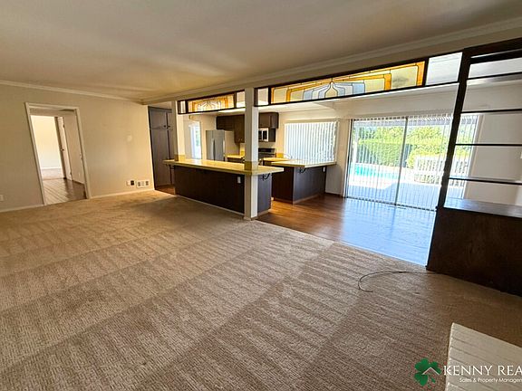 4th image of 1748 Los Altos Dr