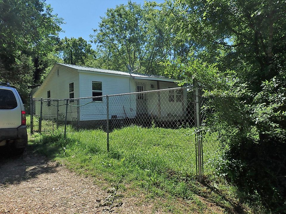 1st image of 713 N Estes Ave