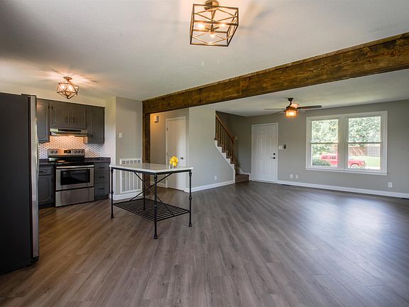 5th image of 359 Grassland Dr