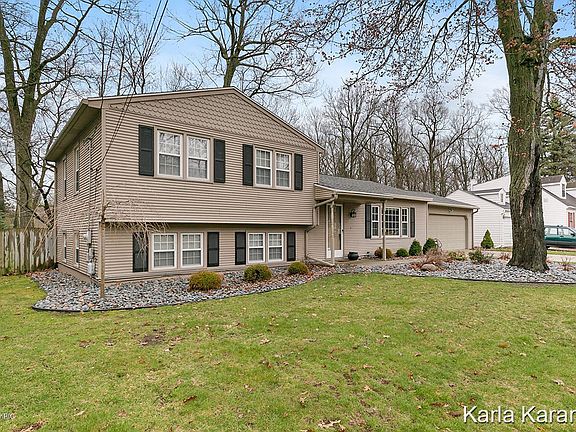 2nd image of 4778 Westshire Dr NW