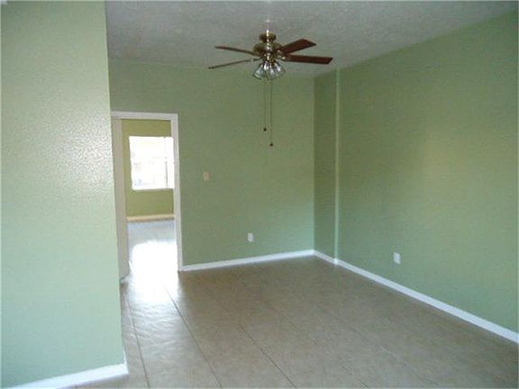 4th image of 10829 Norchester Village Dr