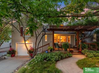 6020 Hickory St, Omaha, NE 68106