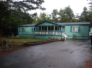 4819 Rhododendron Loop, Florence, OR 97439