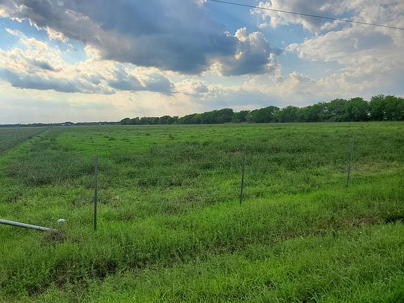 5th image of 450 County Road 390