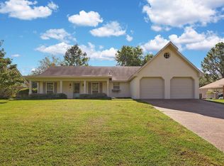 65 Camellia Ln, Madison, MS 39110