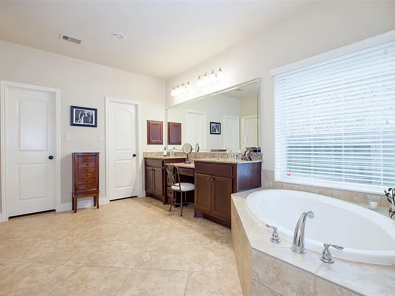 27707 Lodgemist Ct — Photo 22