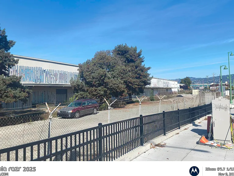 3532 San Leandro St #B — Photo 14