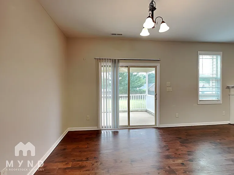 225 E Webber Ln — Photo 8