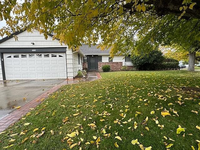 1st image of 4800 Gibbons Dr