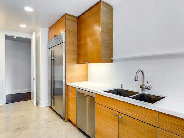 277 W Green St #5980037