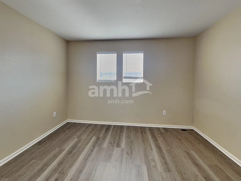 5550 N Lisbon St — Photo 7