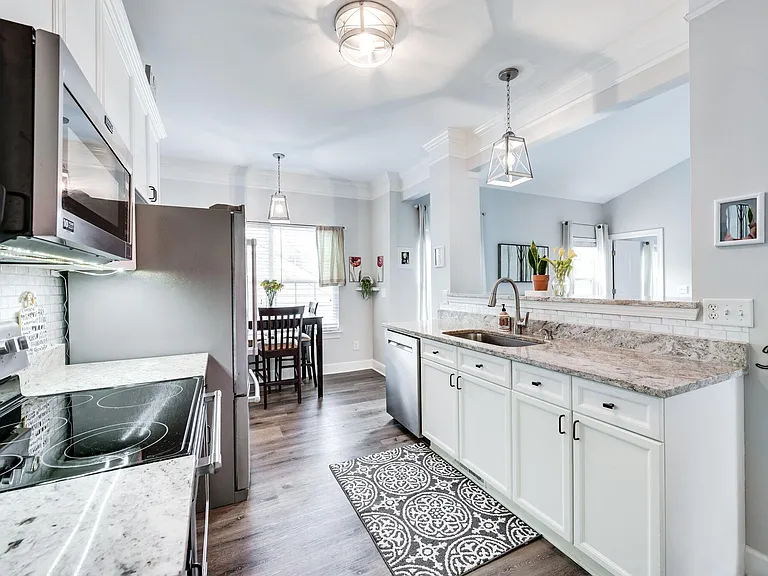 8335 Saint Danasus Dr — Photo 10