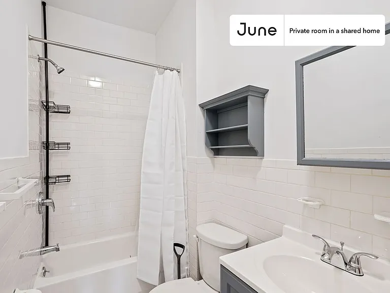 31 Saint Marks Pl #B — Photo 11