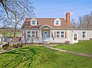 123 Gaudio Dr, Belle Vernon, PA 15012