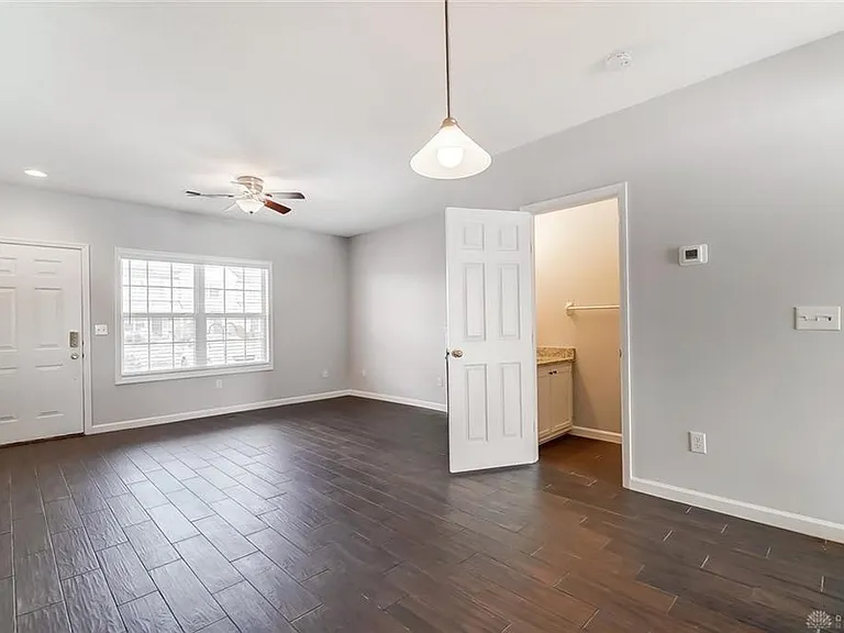 2436 Tarpon Bay Dr — Photo 11