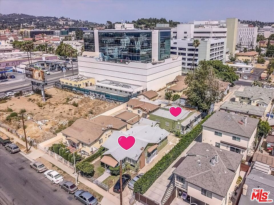 1st image of 1424 N Mariposa Ave