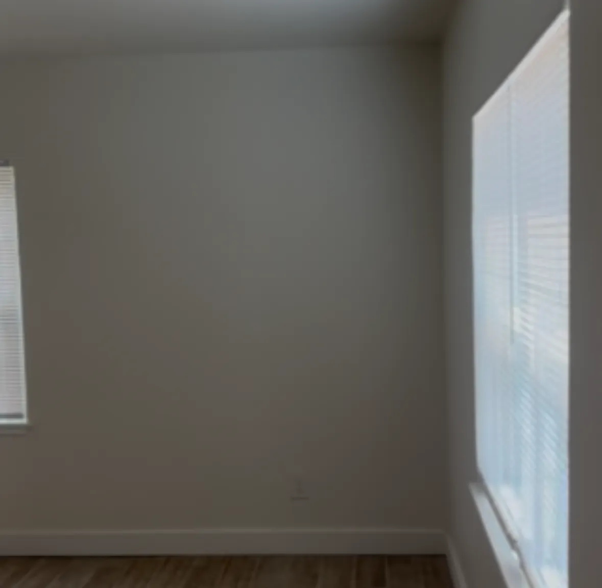 3 bed, 1273 sqft, $1,300 — Photo 1