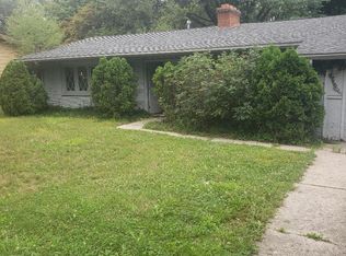 4207 Greenbrook Ln, Flint, MI 48507