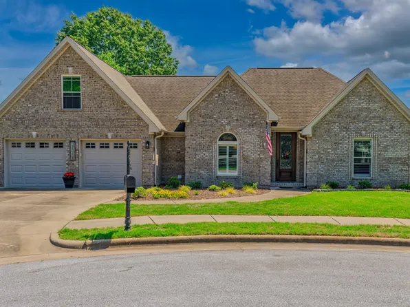123 Rhett Dr, Muscle Shoals, AL 35661