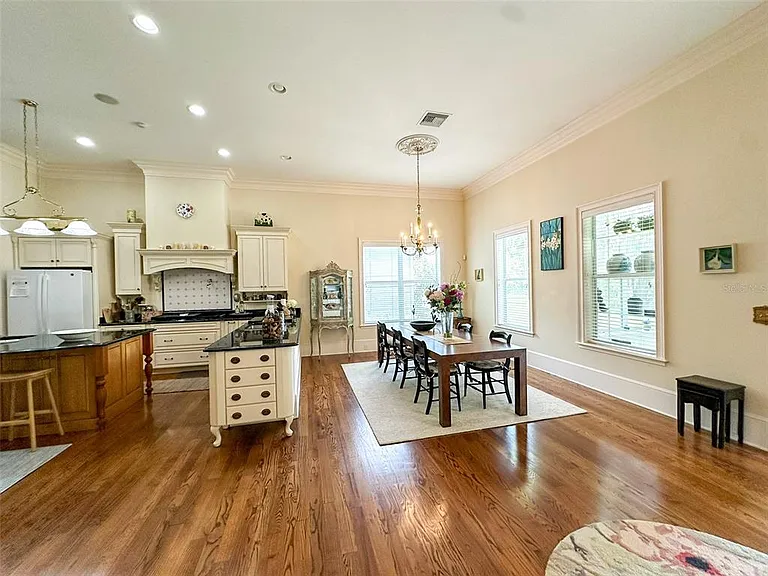 6425 NW 202nd Pl — Photo 16