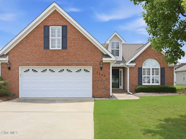 3408 Honeysuckle Dr, Winterville, NC 28590