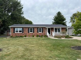 405 Bandy Ave, Galesburg, IL 61401