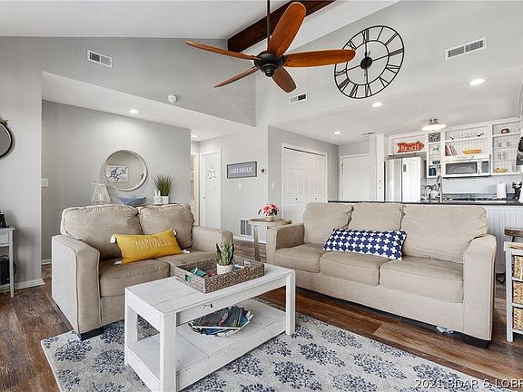 4th image of 831 Indian Pointe #831