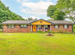2696 Eldorado Pl, Snellville, GA 30078