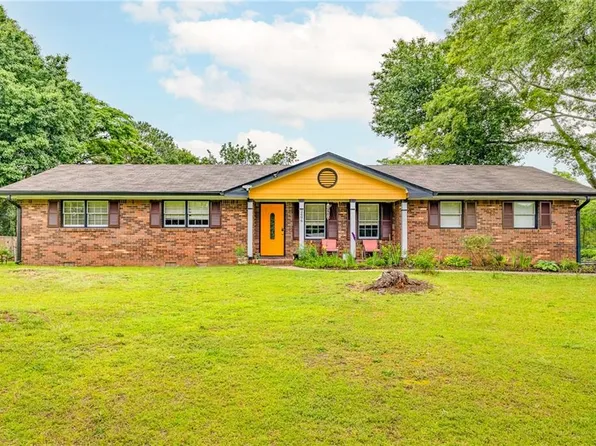 2696 Eldorado Pl, Snellville, GA 30078