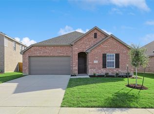131 Patrick Henry Dr, Venus, TX 76084
