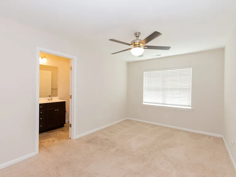 530 Oyster Rock Ln — Photo 18
