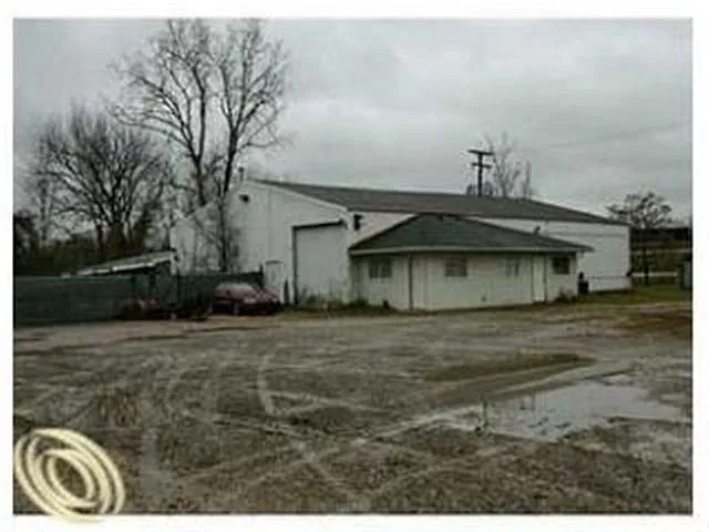 1854 Cadillac Ave photo 1