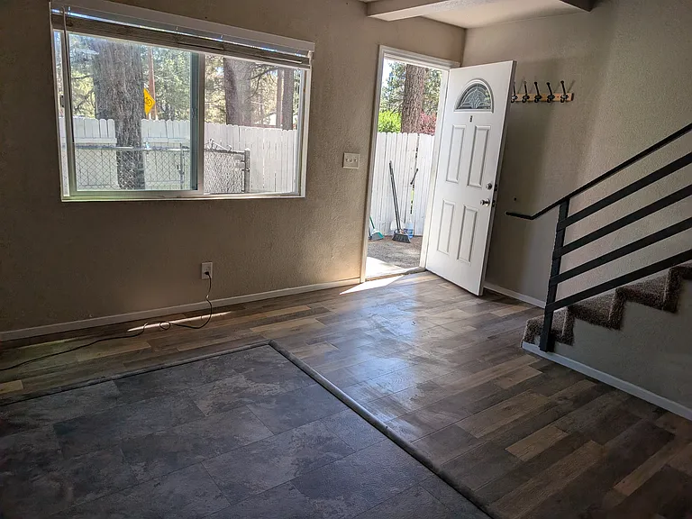 113 W Northshore Dr #B — Photo 8