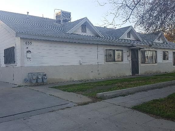 3rd image of 633 N Jackson Ave APT 101