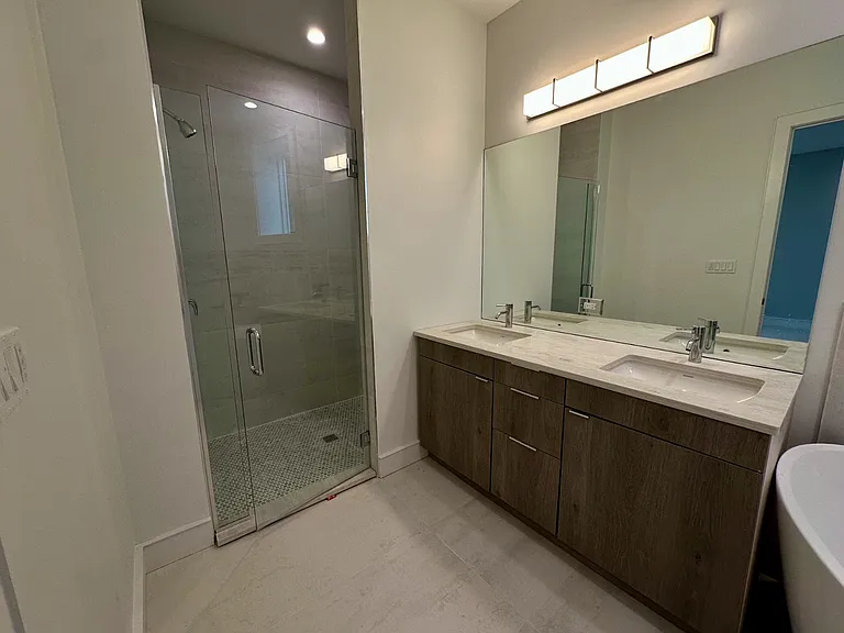 4247 N Damen Ave #1R — Photo 8