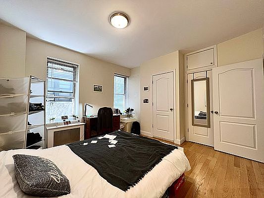 2nd image of 508 W 112th St APT 3A