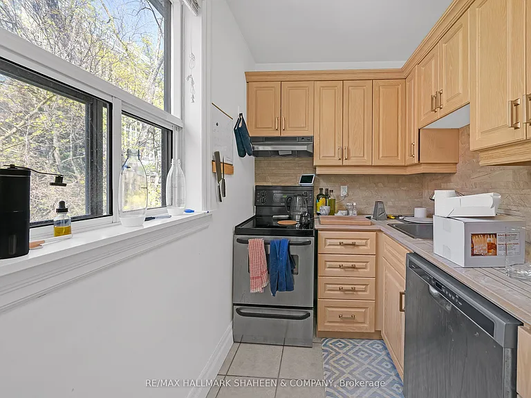 12 Foxbar Rd #2 — Photo 12