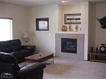 2nd image of 11501 185th St E