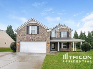 141 Morning Sun Dr, Mooresville, NC 28115
