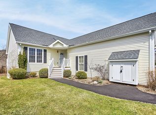 7 Blueberry Ln UNIT 7, Southborough, MA 01772