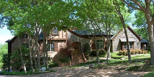 1st image of 1141 Kempton Park Ln