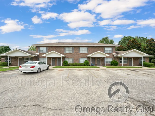 100 Egg And Butter Rd APT 33, Columbiana, AL 35051