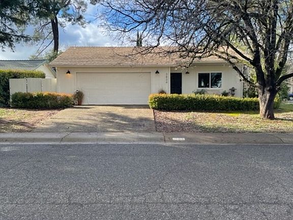 3rd image of 3834 Sunwood Dr